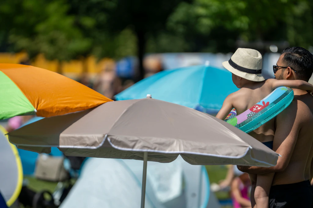 In den kommenden Tagen wird es in Deutschland sommerlich heiß.