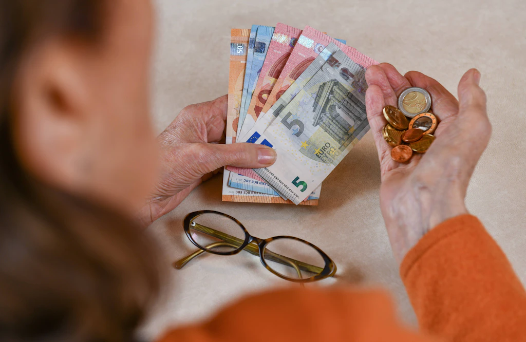 Rentnerin-klagt-1730-Euro-Rente-nach-43-Jahren-So-kann-ich-trotzdem-leben