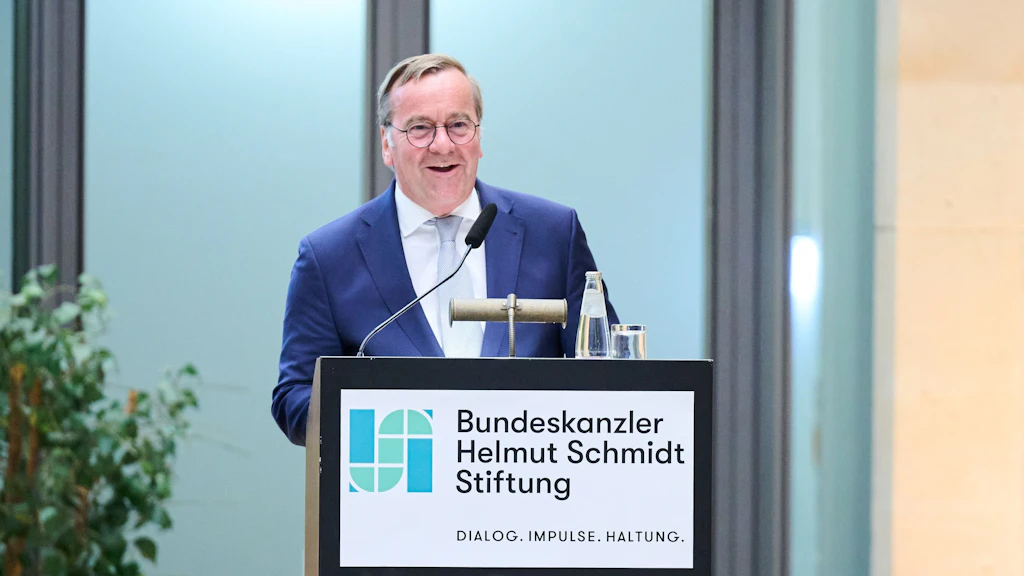 Boris Pistorius ist der neue Helmut Schmidt – und die Ossis verstehen es nicht