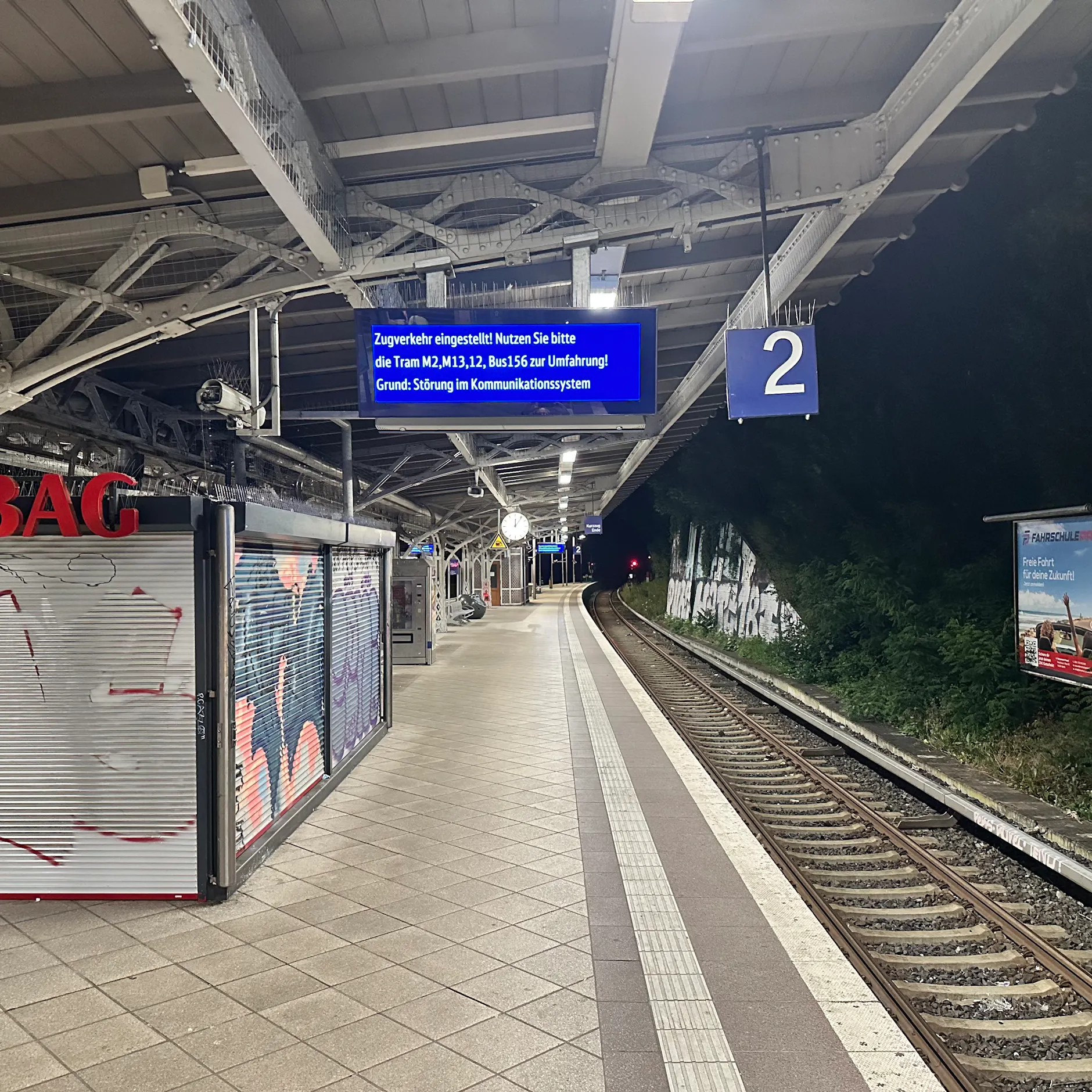 Image - Bahn-Chaos: Nach bundesweitem Stillstand fahren erste S-Bahnen und Züge wieder