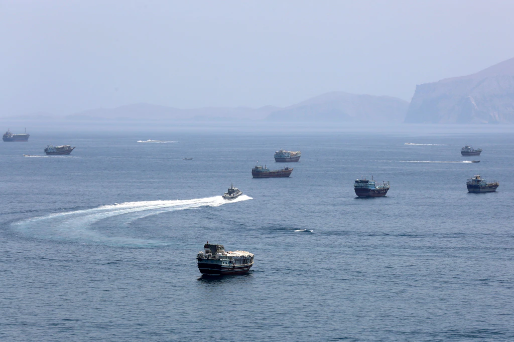 Straße von Hormus: US-Marine erweitert Schifffahrtsroute – Iran lehnt neuen Korridor ab