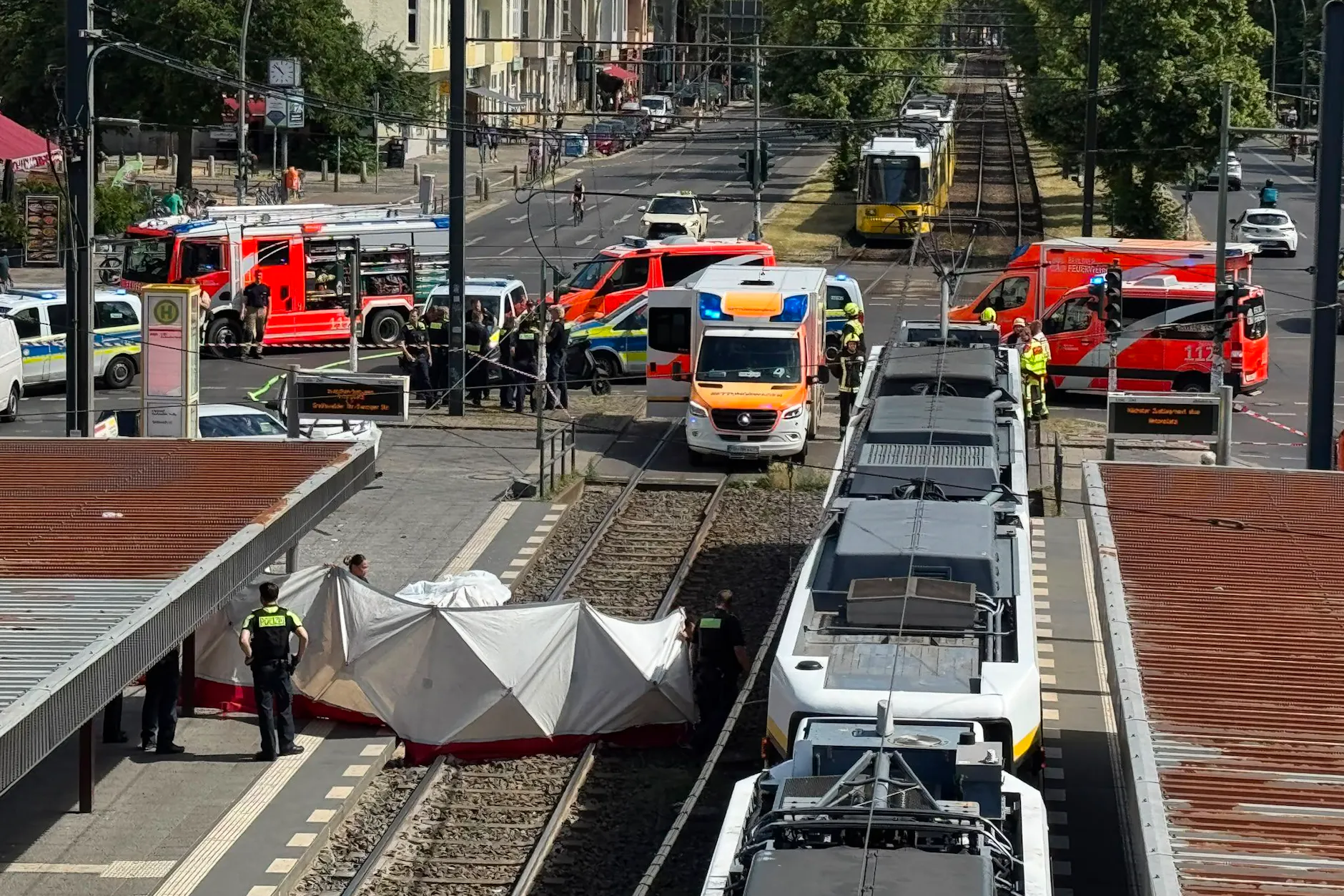 Greifswalder Straße: Tödlicher Unfall nach Wendemanöver