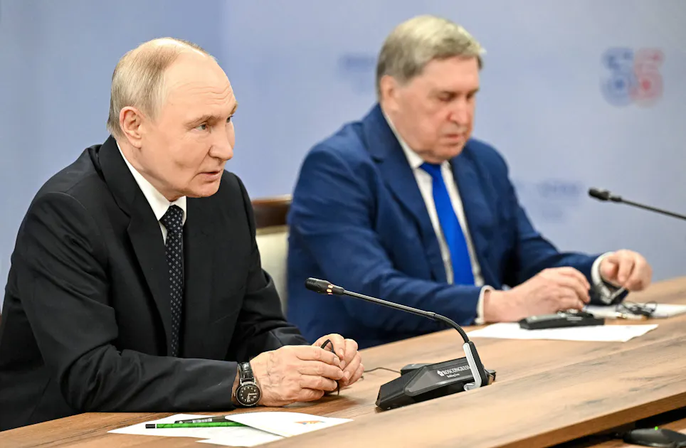 Putins Berater zieht Schlussstrich unter Alaska-Gipfel mit Trump: „Wir erwarten den Sieg“