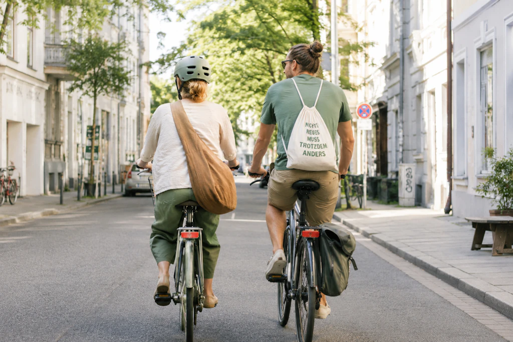 Sie gibt es doch in jeder Stadt: Die Dinkel-Dörten und Bio-Björns, die keine Rücksicht auf andere nehmen.