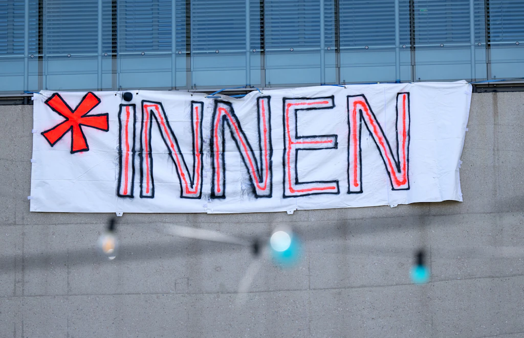 Schluss mit Gendersternchen: Wie Mecklenburg-Vorpommern sprachlich vorangeht