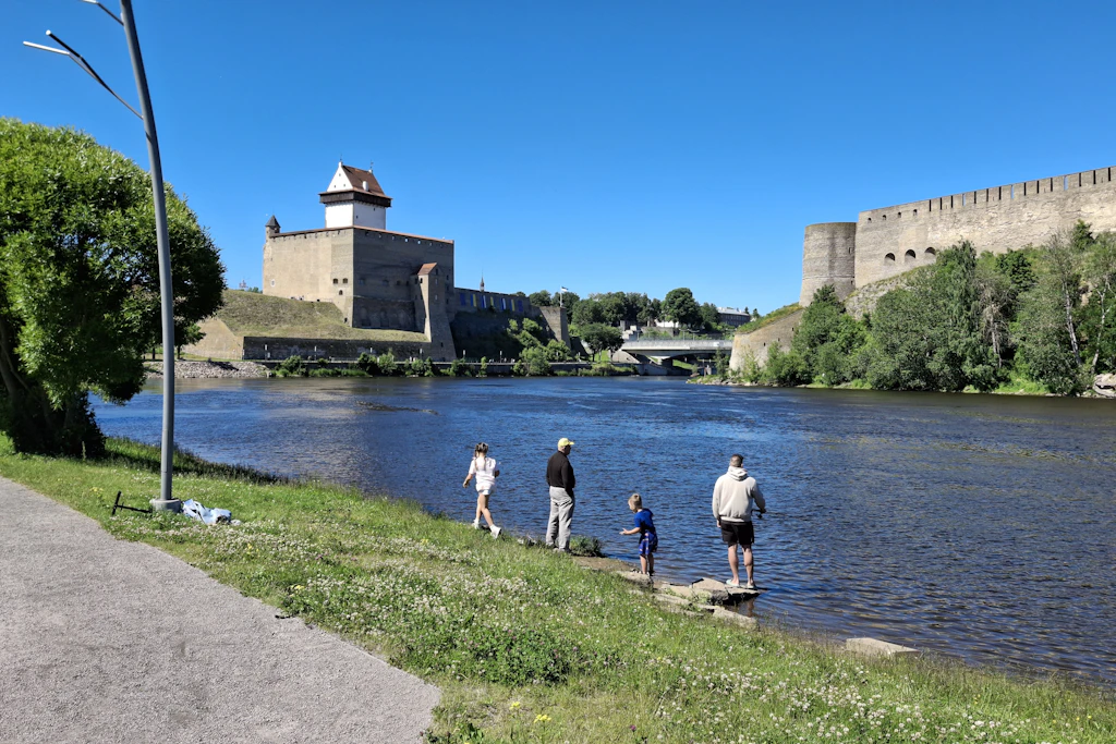 „Die EU beginnt in Narva“: An der estnisch-russischen Grenze entscheidet sich Europas Zukunft