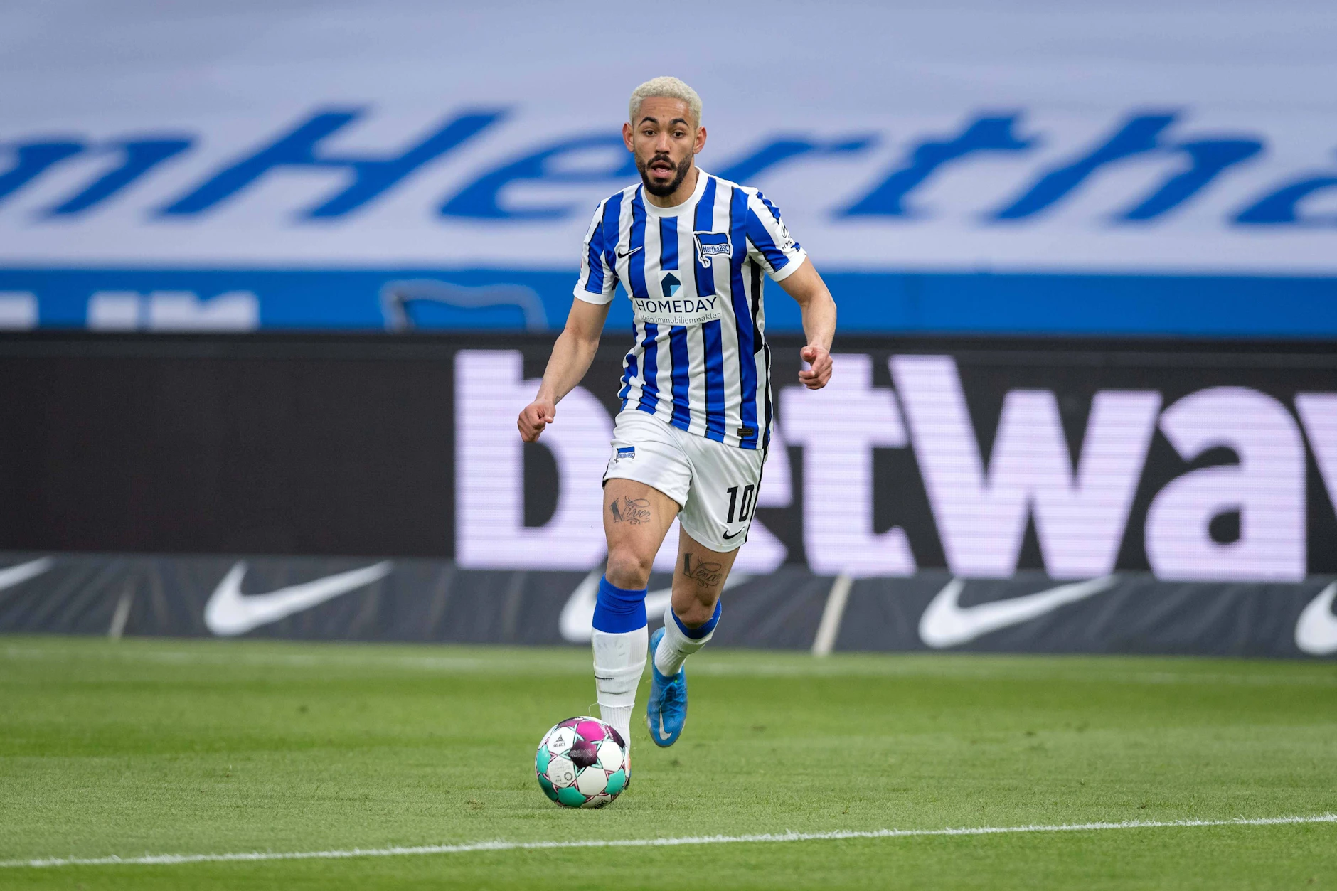 Matheus Cunha zauberte anderthalb Jahre bei Hertha BSC, Im Sommer 2021 musste der Brasilianer wegen Geldmangel des Klubs verkauft werden.