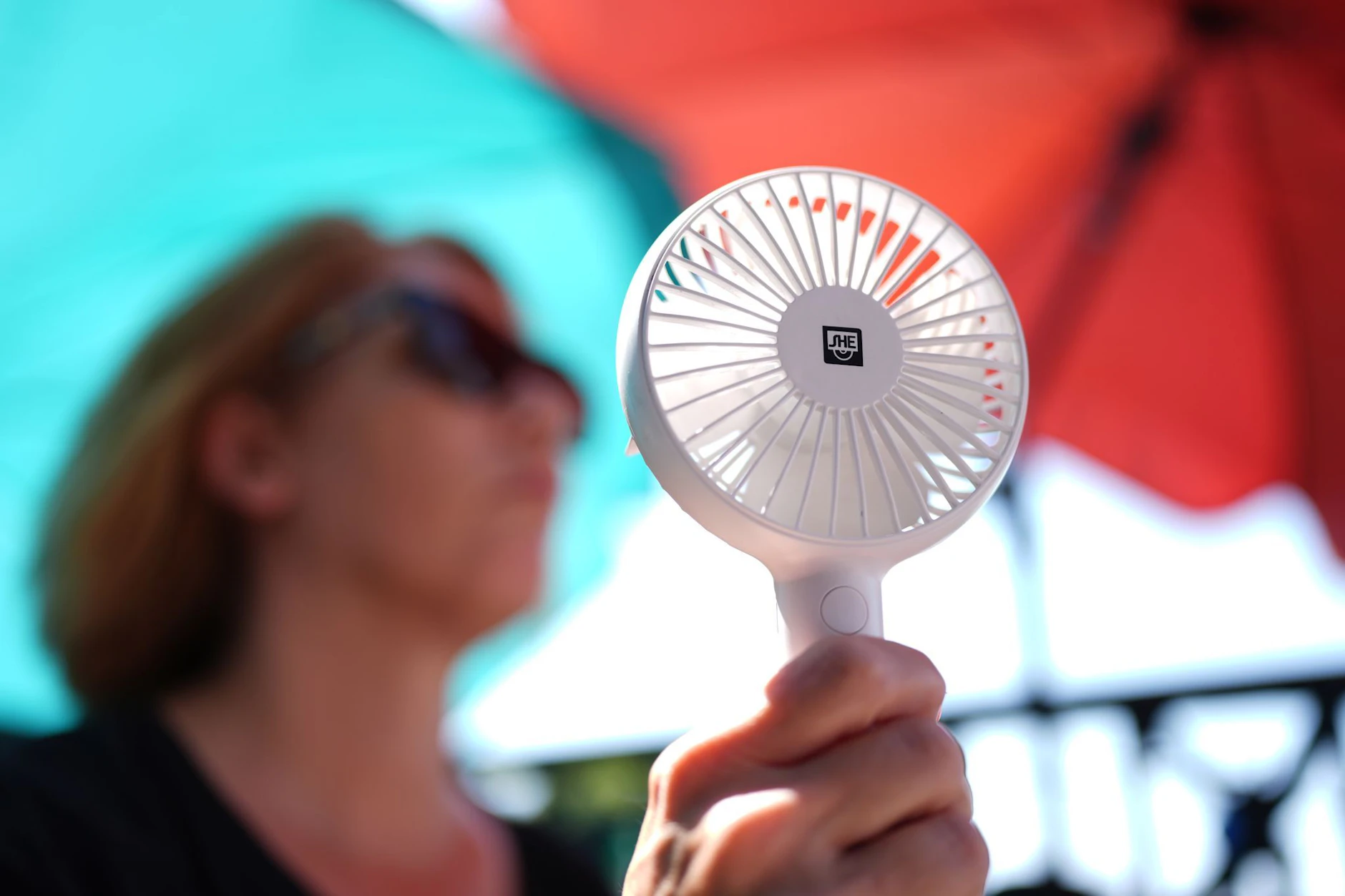 Mit Ventilator lässt sich die Sommerhitze leichter ertragen.