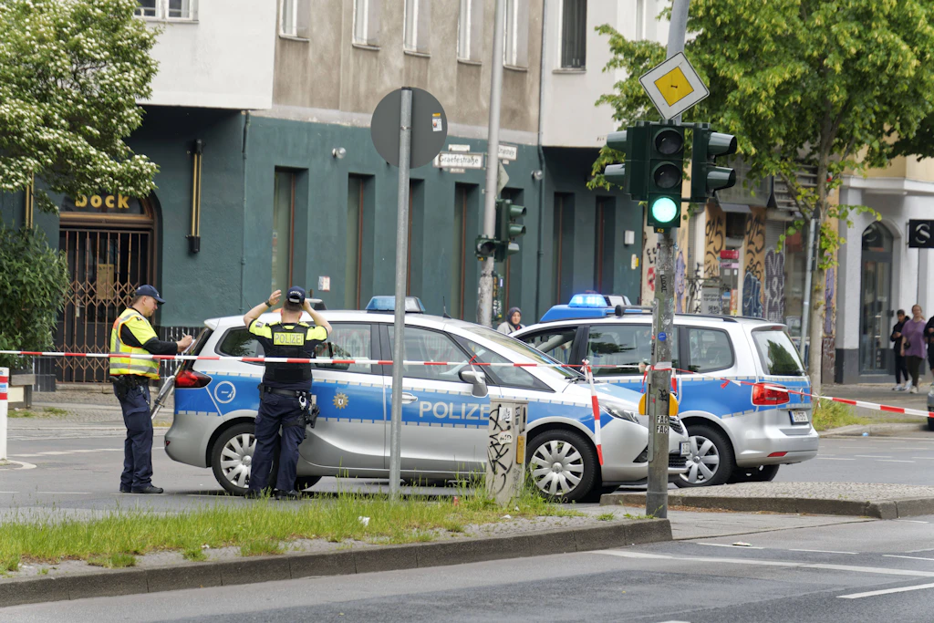 „Wir schaffen es nicht mehr!“ Berlins Polizisten müssen wegen Schießereien mehr Wache schieben