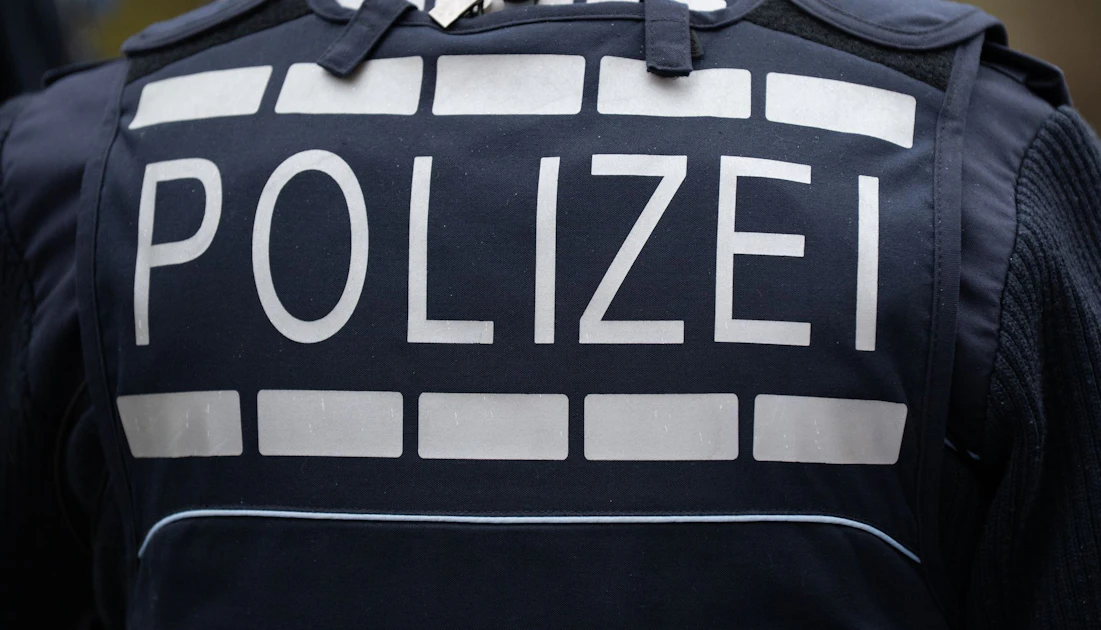 Durchsuchungen in Berlin: Ermittlungen gegen das Zentrum für Politische Schönheit