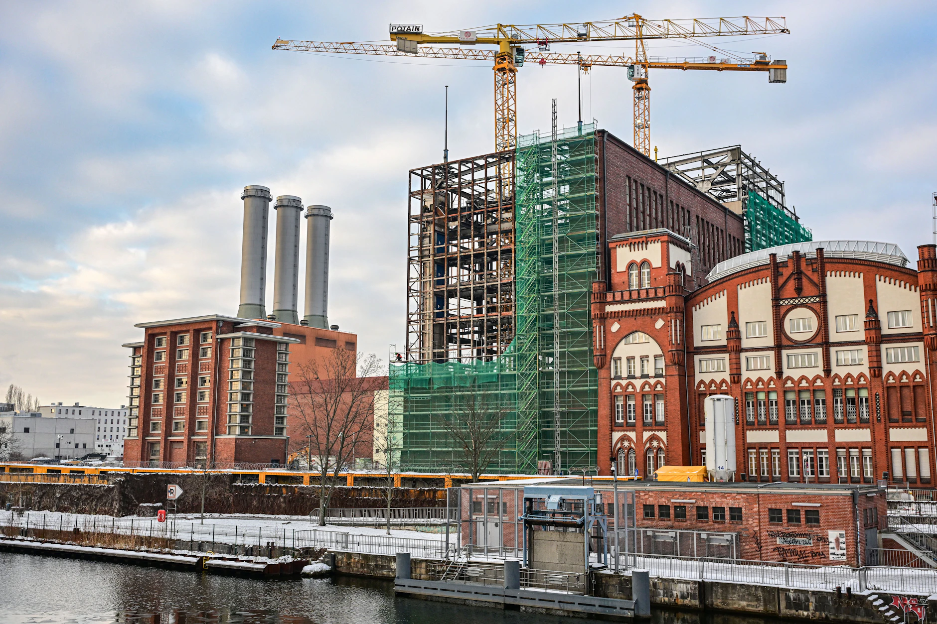 Die Modernisierung des Heizkraftwerks Charlottenburg macht Ärger.