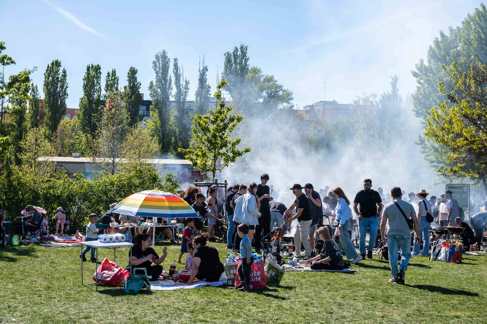 Hitzewelle: Pankow verbietet Grillen in Parks – hohe Brandgefahr in Berlin