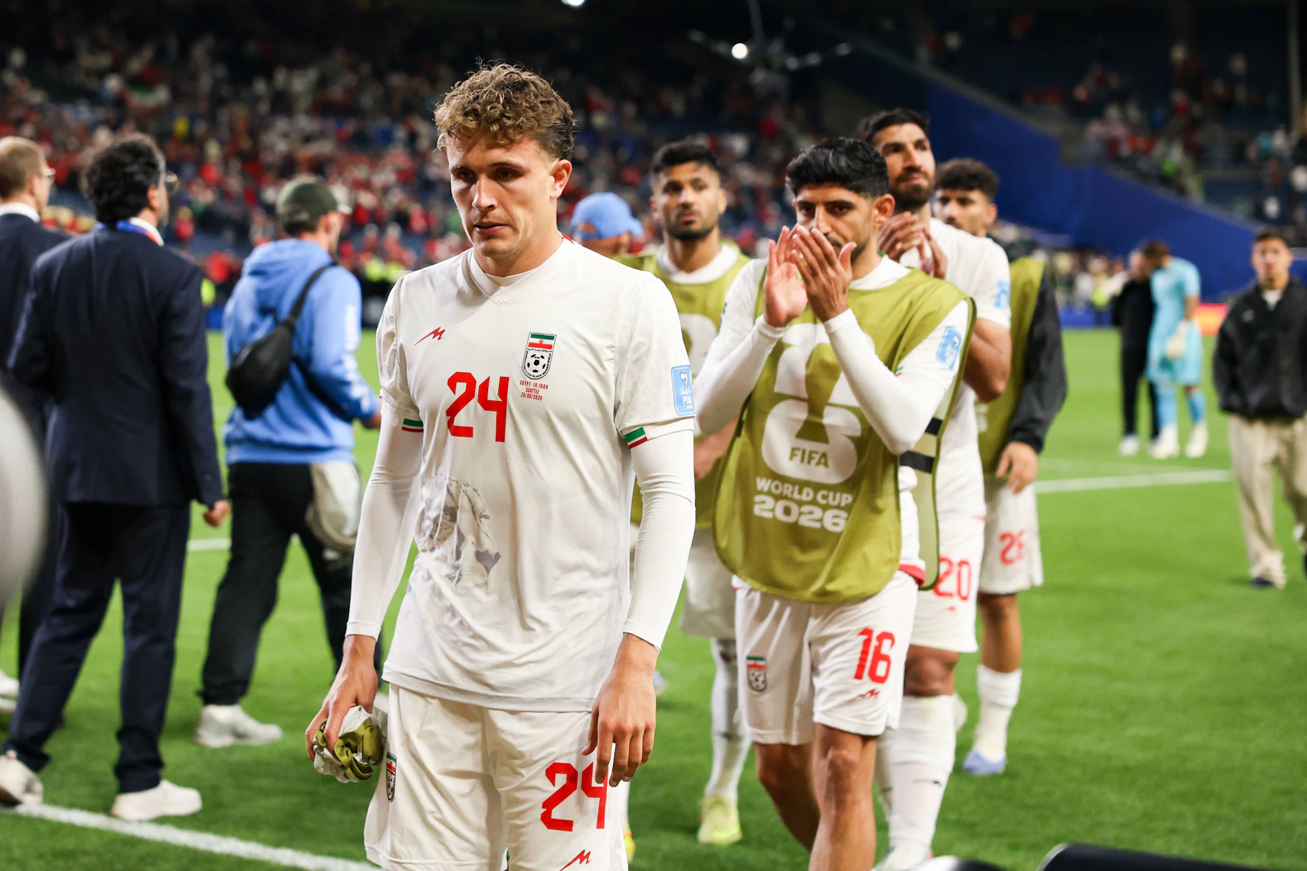 Irans Nationalspieler müssen nach Hause fahren. Ihr WM-Aus war ein Drama in zwei Akten.