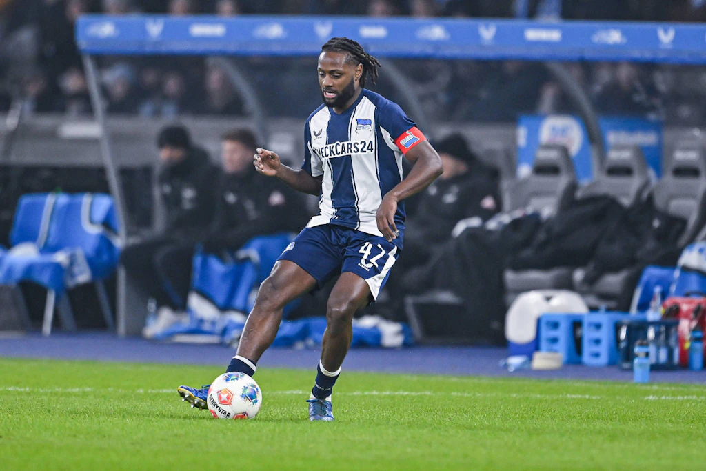 Herthas Vize-Kapitän Deyo Zeefuik trug beim Heimspiel gegen Schalke 04 im Januar schon die Spielführerbinde.
