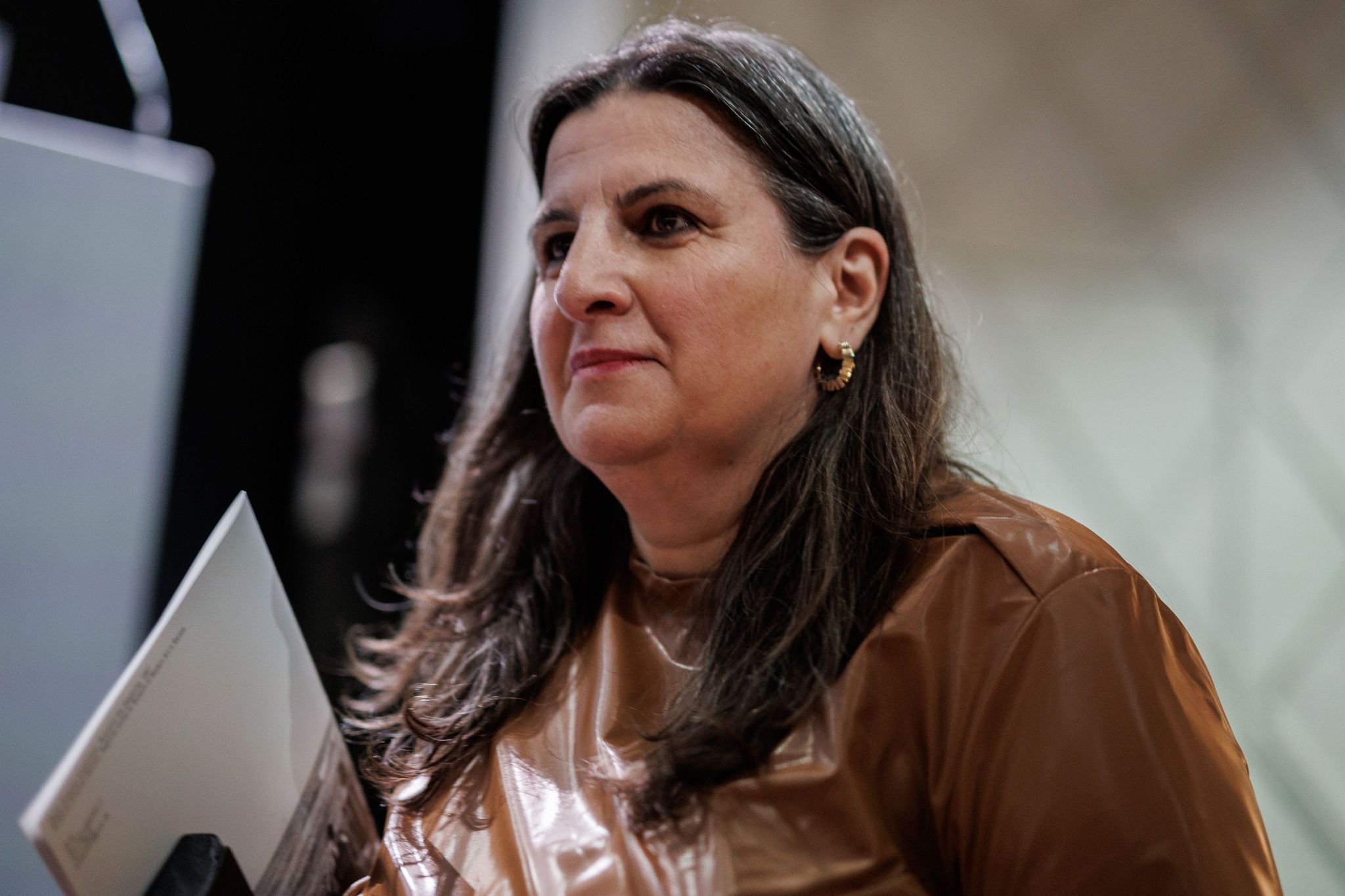 Gorki-Theater: Schwamm legt Marmorsaal still