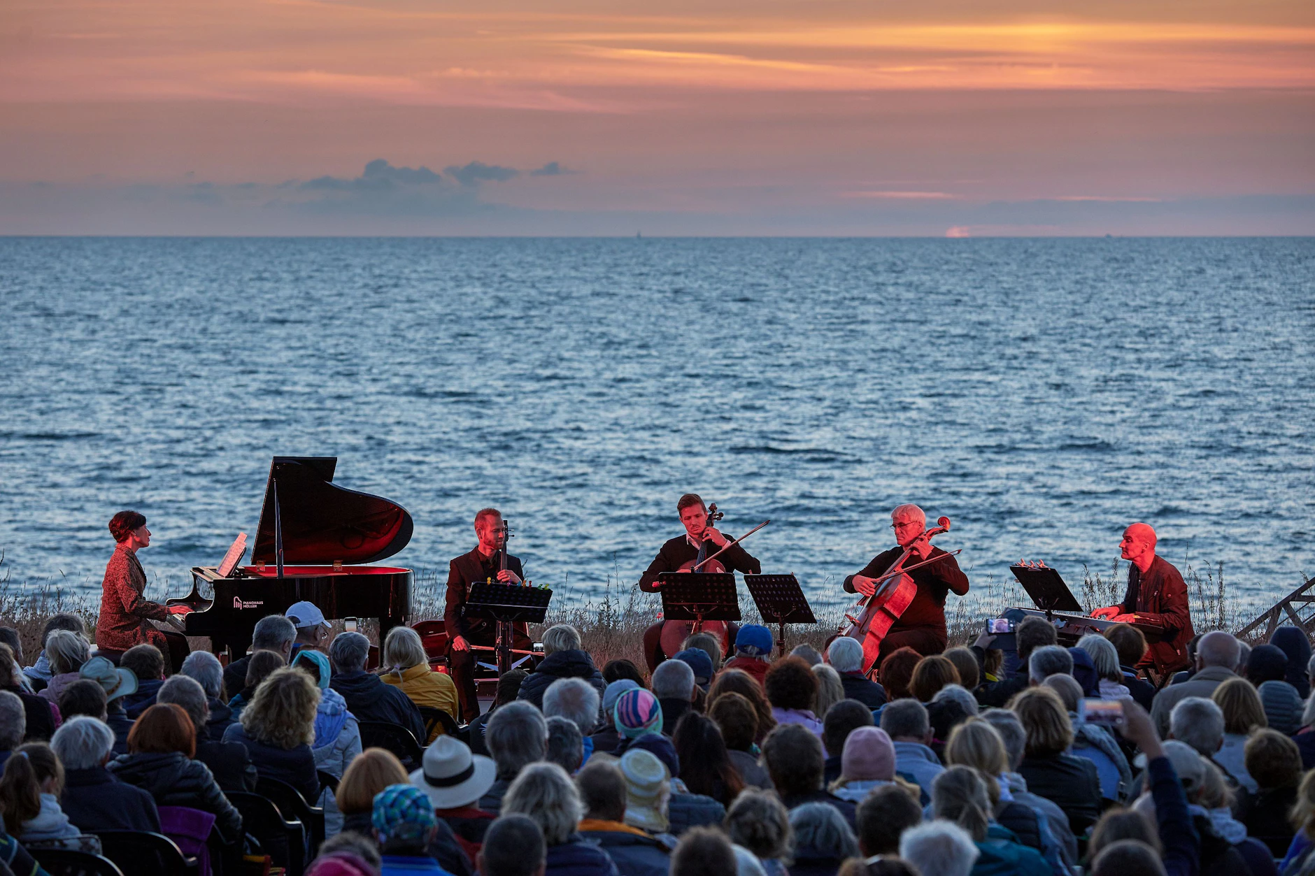 Die „Naturklänge“ auf der Halbinsel Fischland-Darß-Zingst bieten ein spektakuläres Ambiente.
