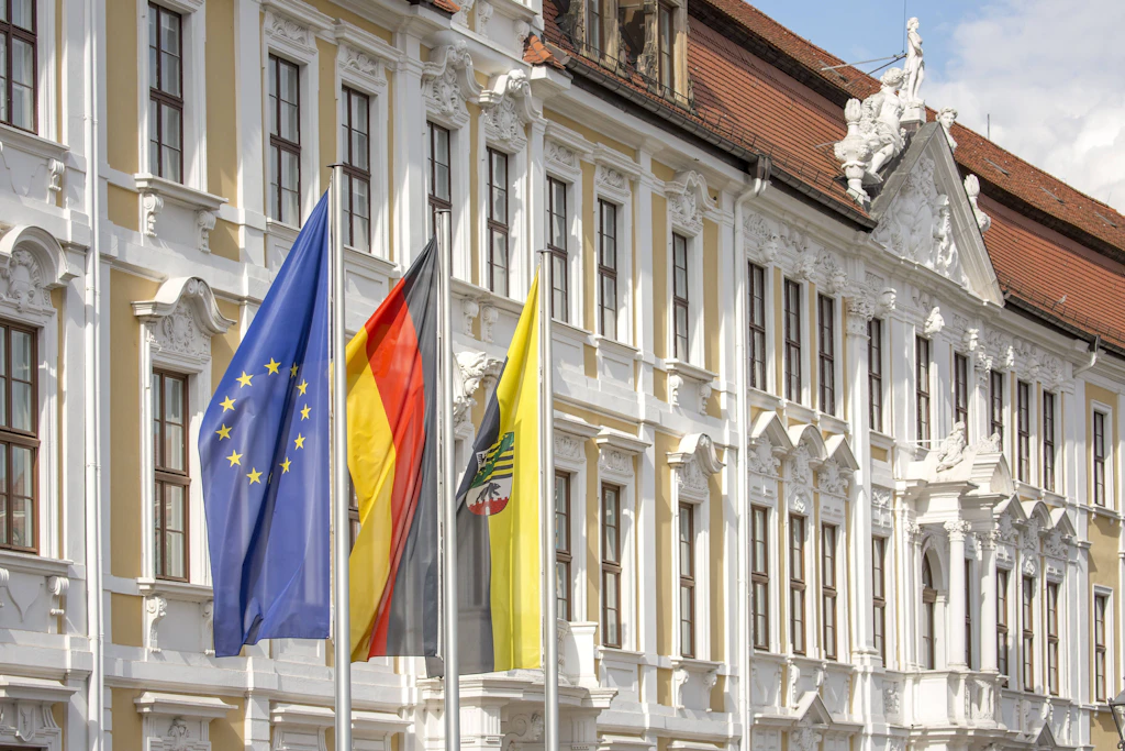 Im Osten stehen im Spätsommer wichtige Wahlen an: In Sachsen-Anhalt sind Bürger am 6. September aufgerufen, ihr Kreuz zu machen. 
