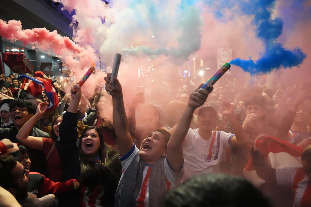 In Paraguay wird nach dem WM-Sieg gegen Deutschland gefeiert. Die haben noch ihr „Wir“.