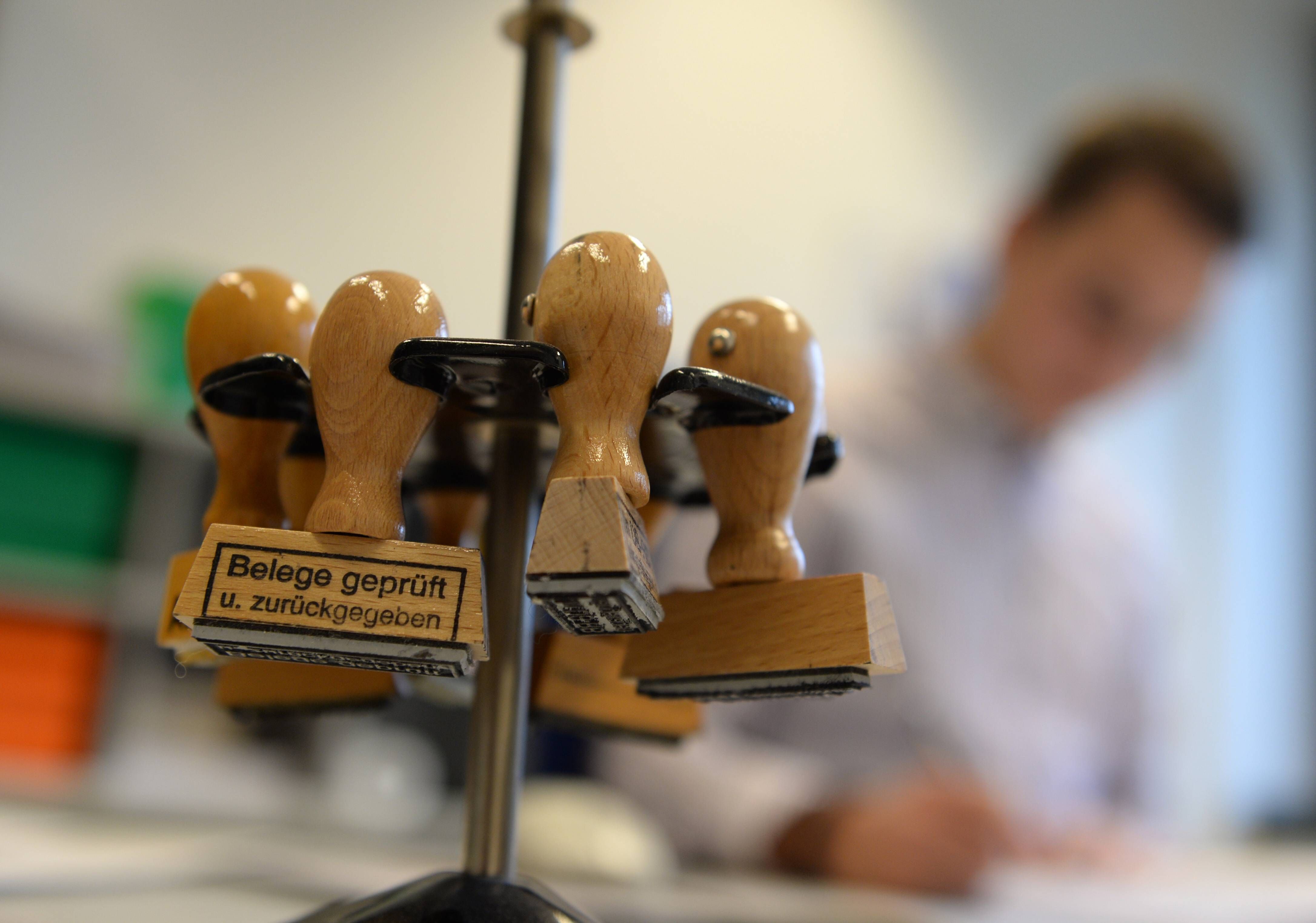 Zu viele Beamte und zu viel Bürokratie: Der Staat wird zum bürokratischen Monster