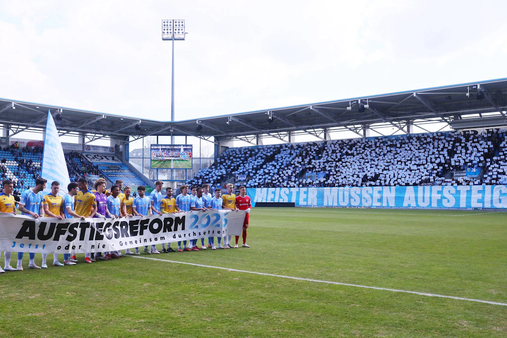 Etliche deutsche Vereine wie der Chemnitzer FC oder Carl Zeiss Jena fordern seit Jahren eine Neustrukturierung des Aufstiegssystems.