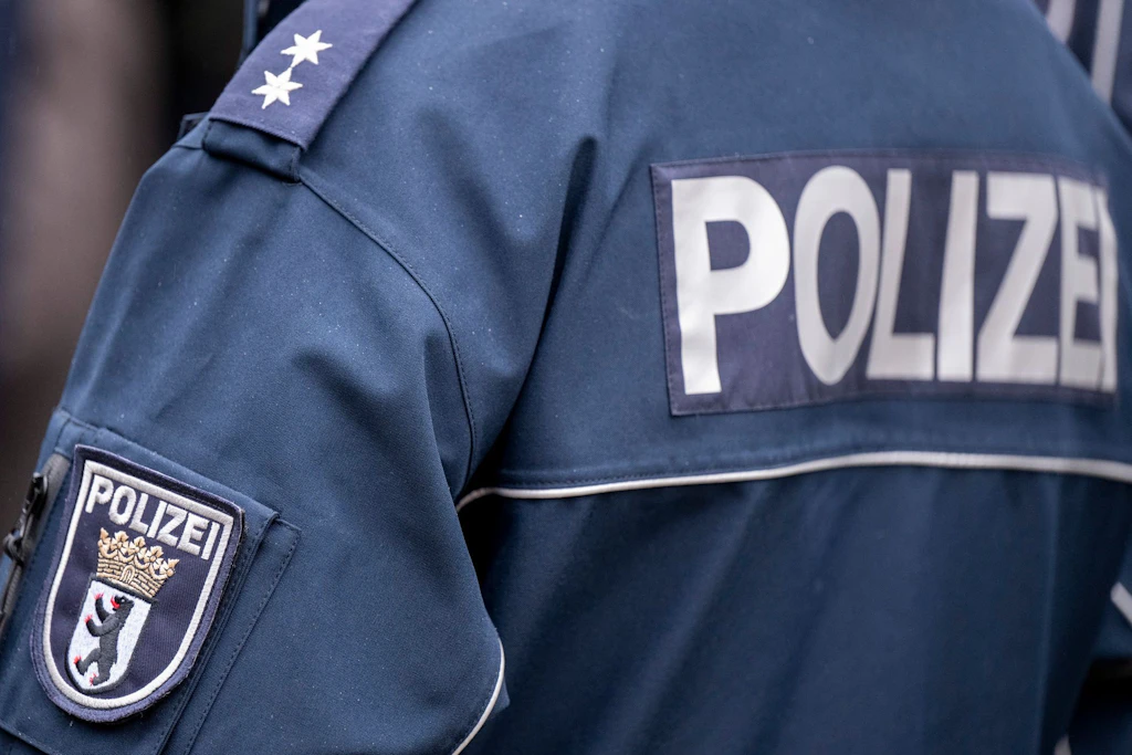 Die Polizei ermittelt im Fall eines im Streit getöteten Patienten eines Neuköllner Krankenhauses.