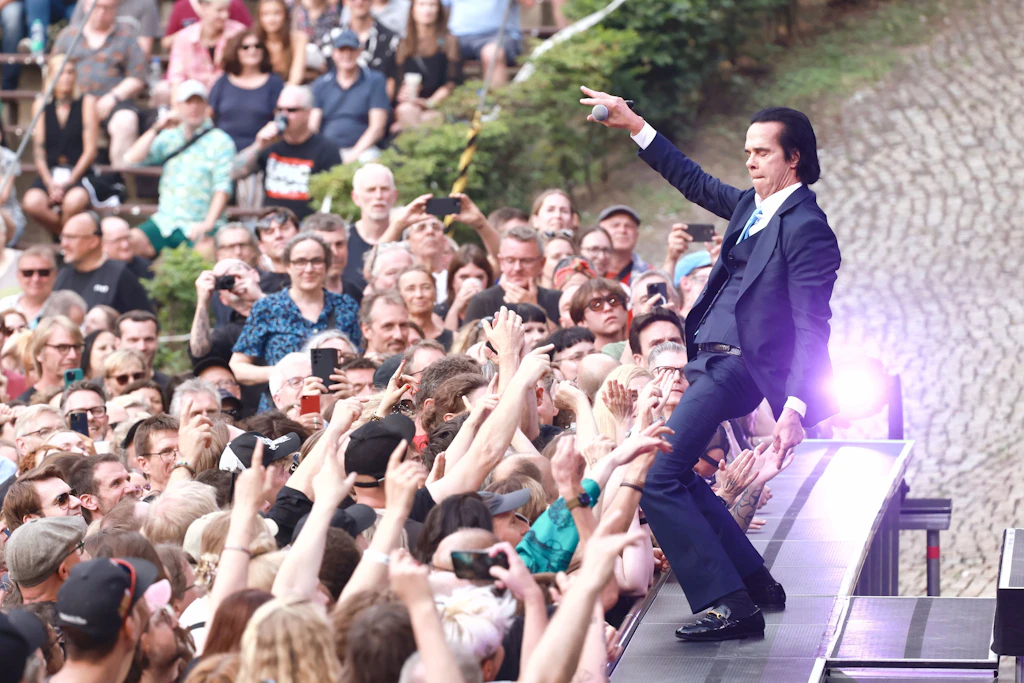 Exklusiv: Darum wollte Nick Cave in Berlin den Satan sehen – Der Trip des Musikers ins Kupferstichkabinett