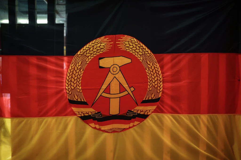 Flagge der Deutschen Demokratischen Republik (1949-1990)