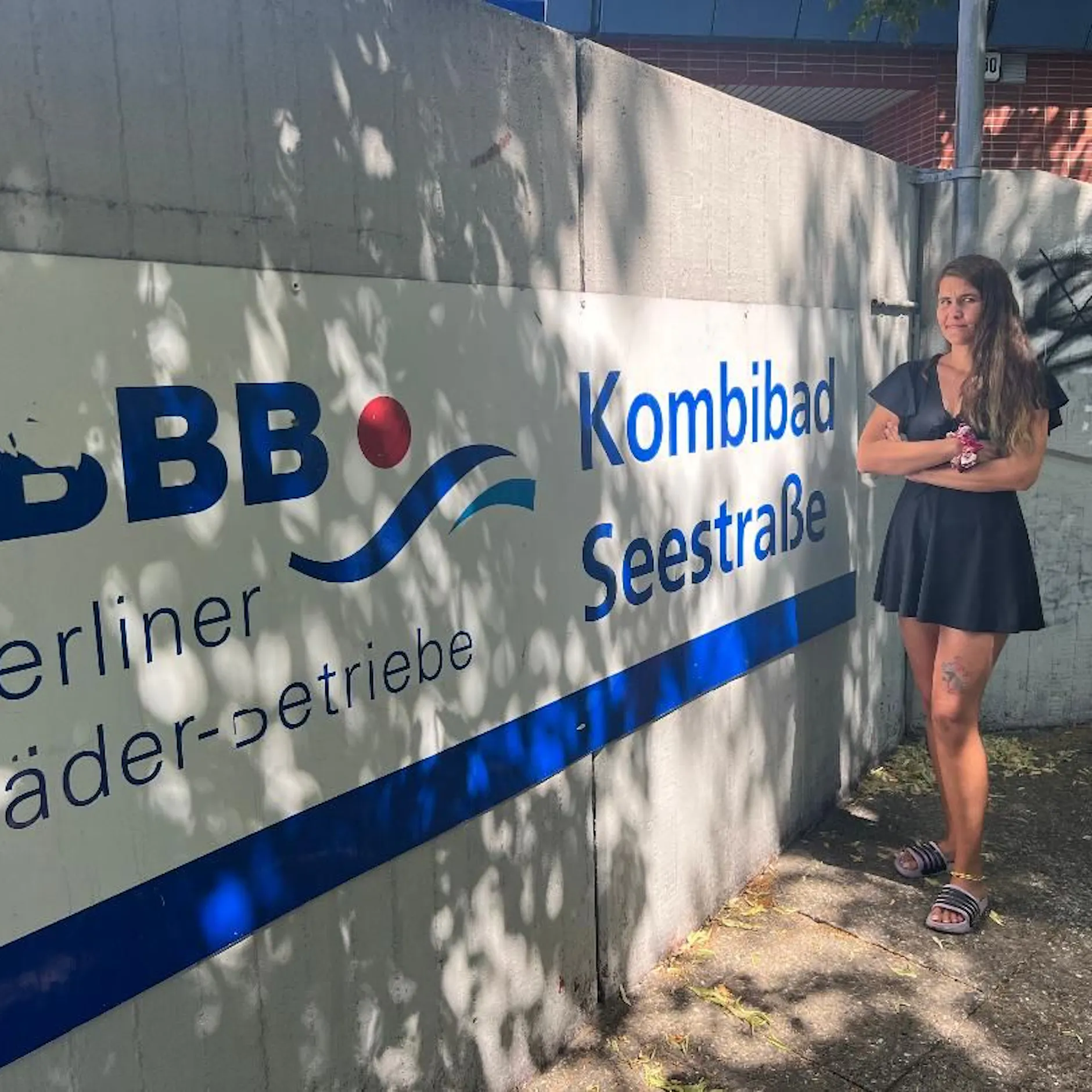 Mutter klagt nach Rettungsvorfall an: „Ich gehe nicht mehr ins Freibad!“