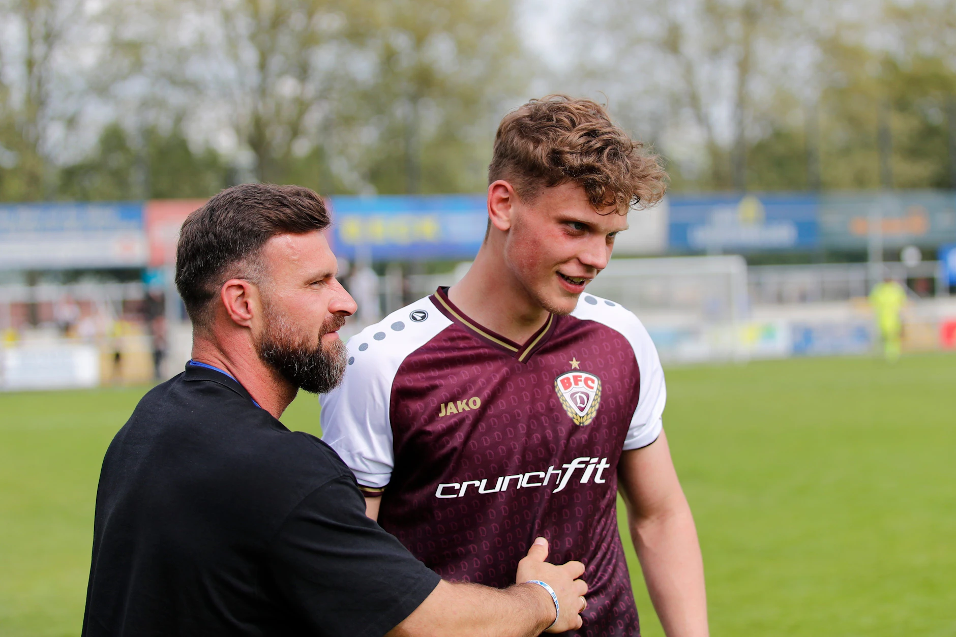 Sportchef Enis Alushi muss Moritz Polte ziehen lassen, freut sich aber über die Ablöse, die Dynamo kassiert.