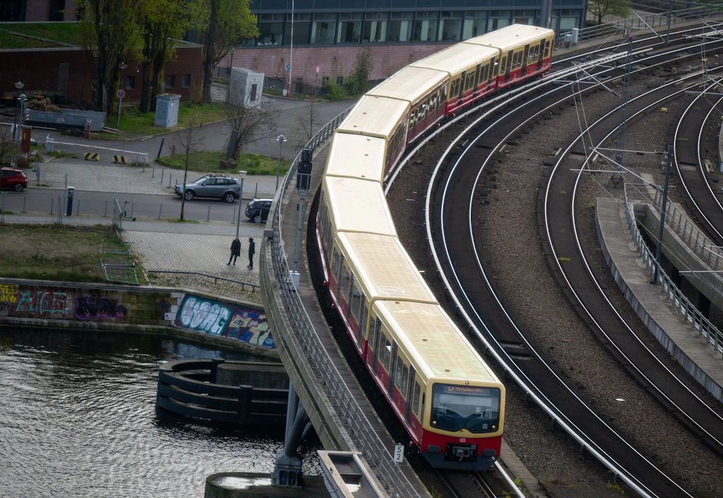 CSD Berlin Pride 2026: Diese S-Bahn-Sperrung am Wochenende sollte man kennen