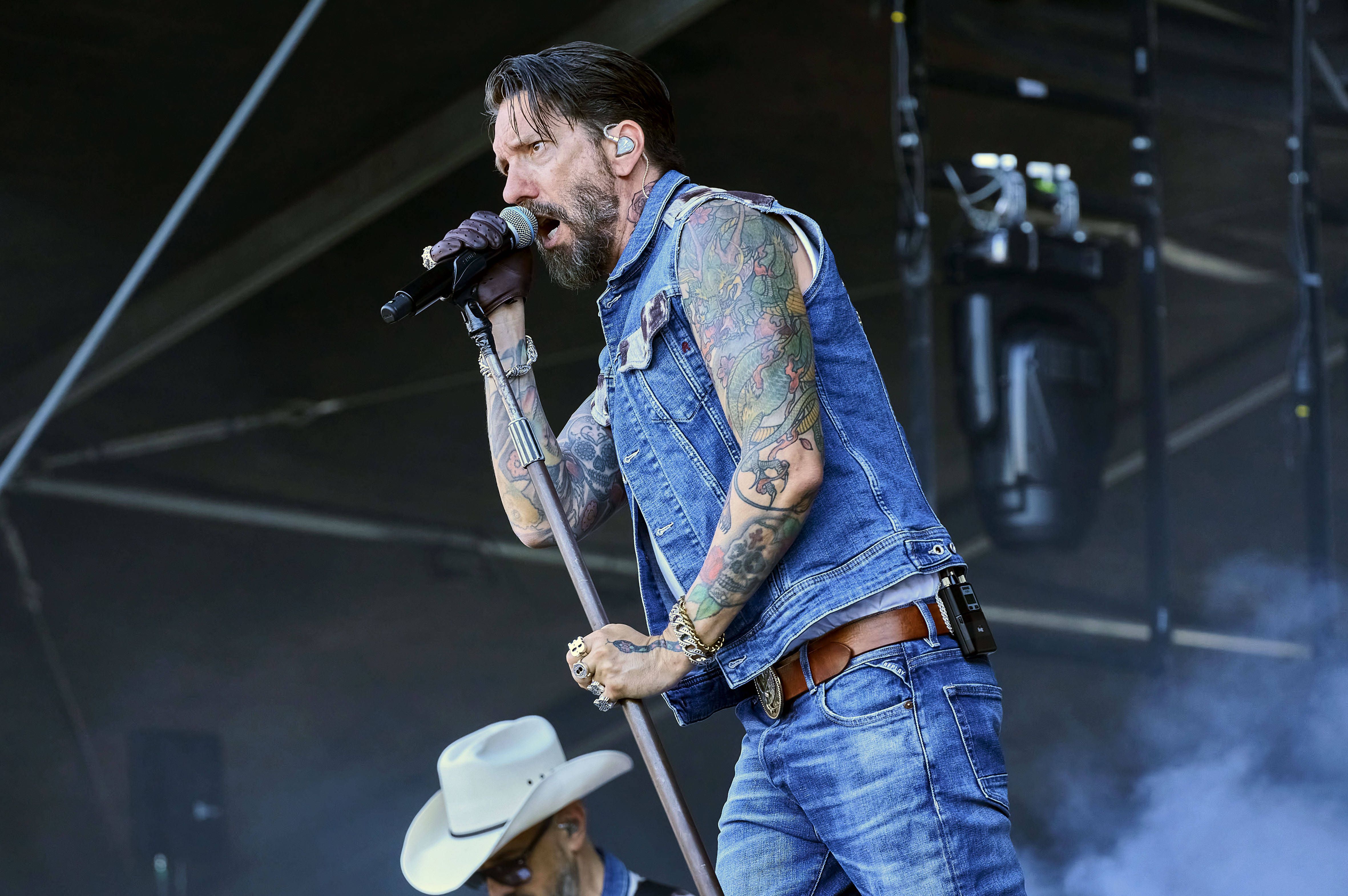 BossHoss-Stars rechnen mit ab: Darum stört sie die Ost-West-Debatte