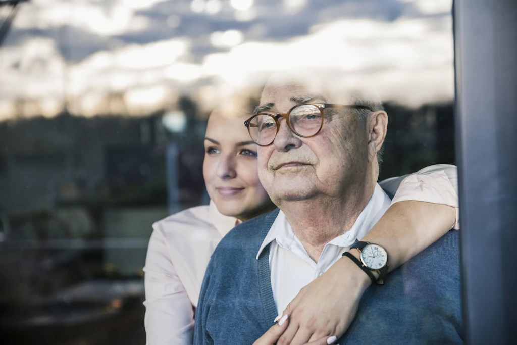 Politik streitet über Pflegereform: Wer zu Hause pflegt, zahlt die Zeche