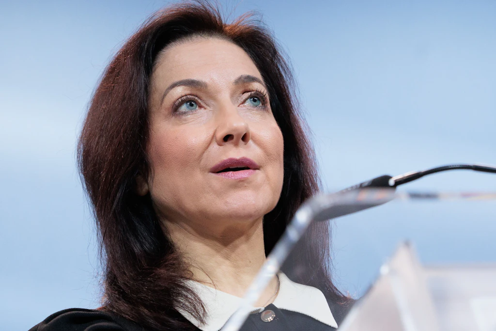 Bundeswirtschaftsministerin Katherina Reiche (CDU) reagiert wohl auf ostdeutsche Forderungen beim Bau neuer Gaskraftwerke.