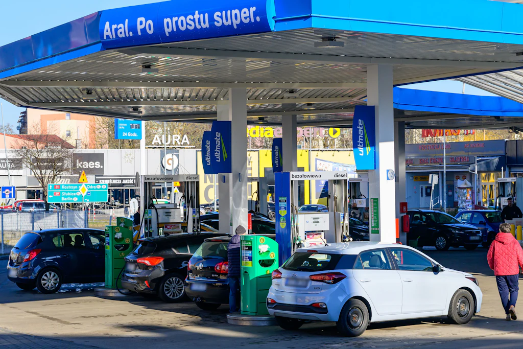 Polen plant erneute Maßnahmen für niedrigere Kraftstoffpreise.