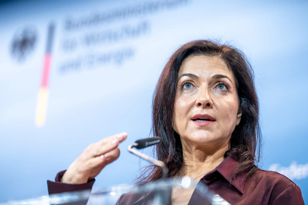 Katherina Reiche (CDU), Bundesministerin für Wirtschaft und Energie: Mit neuen Akzenten trittsicher auf dem Habeck-Pfad.