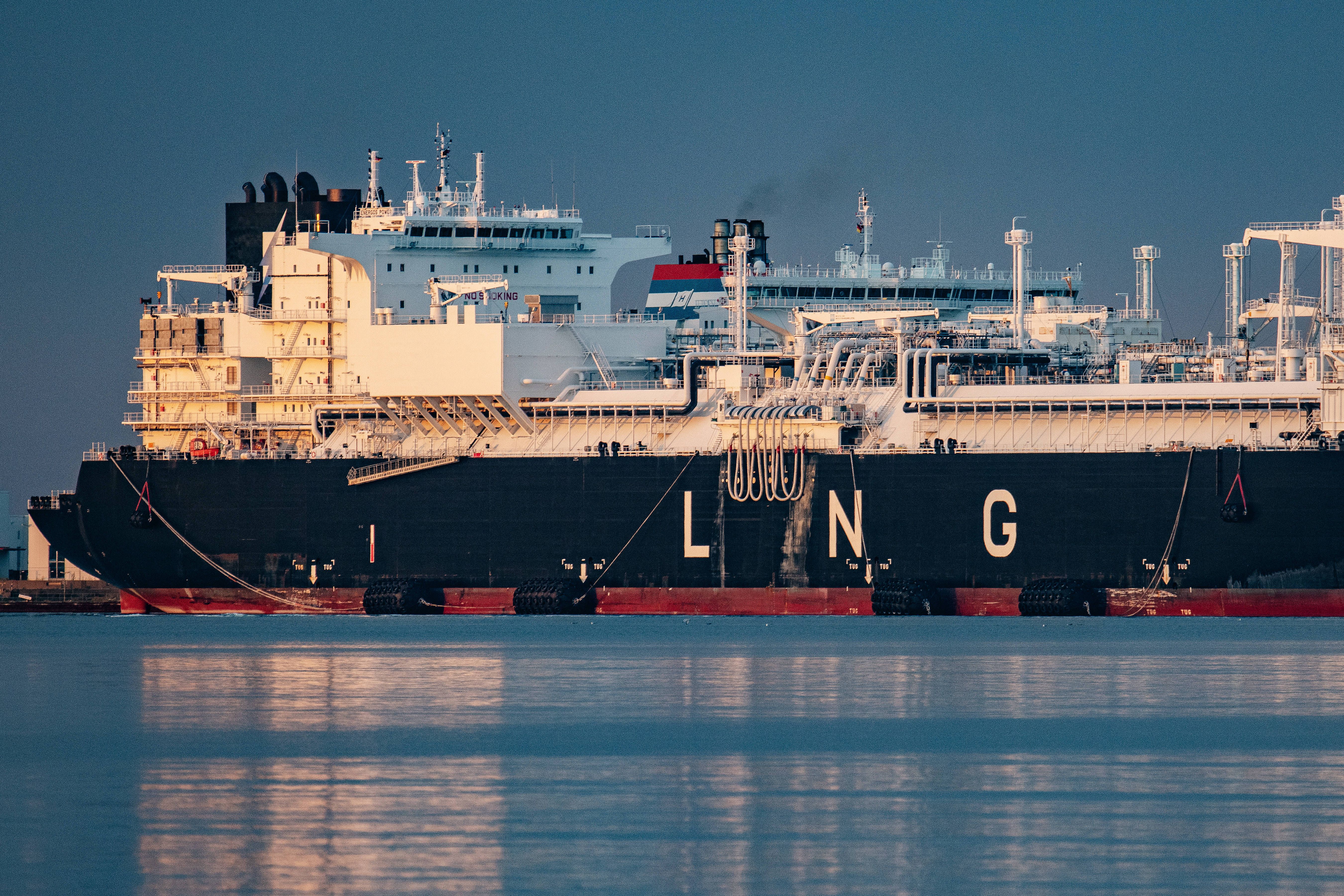 Europa braucht jetzt doppelt so viel LNG – Russland-Verbot kommt erst noch
