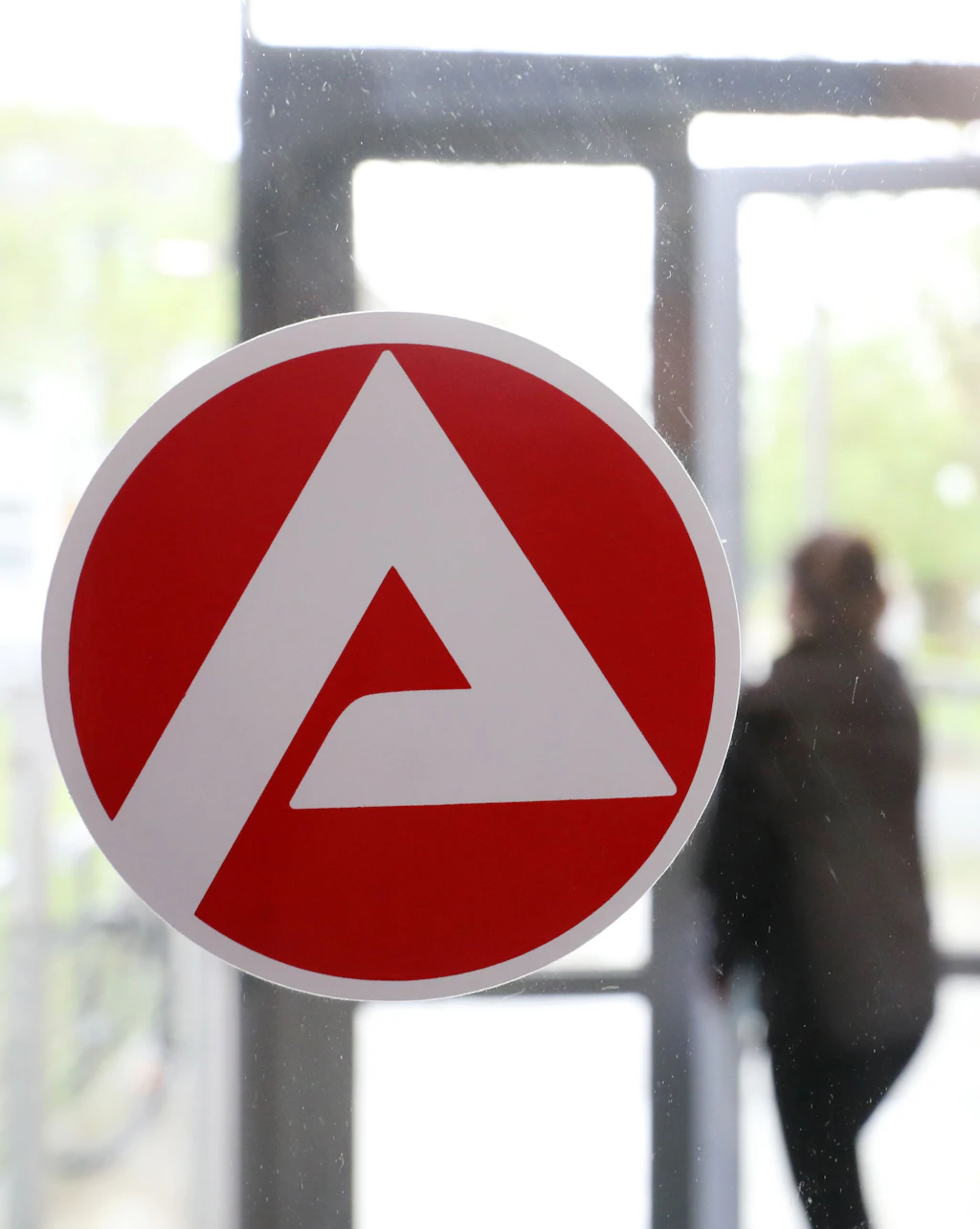Arbeitslosigkeit in Mecklenburg-Vorpommern sinkt leicht – Schwerin bleibt Sorgenkind