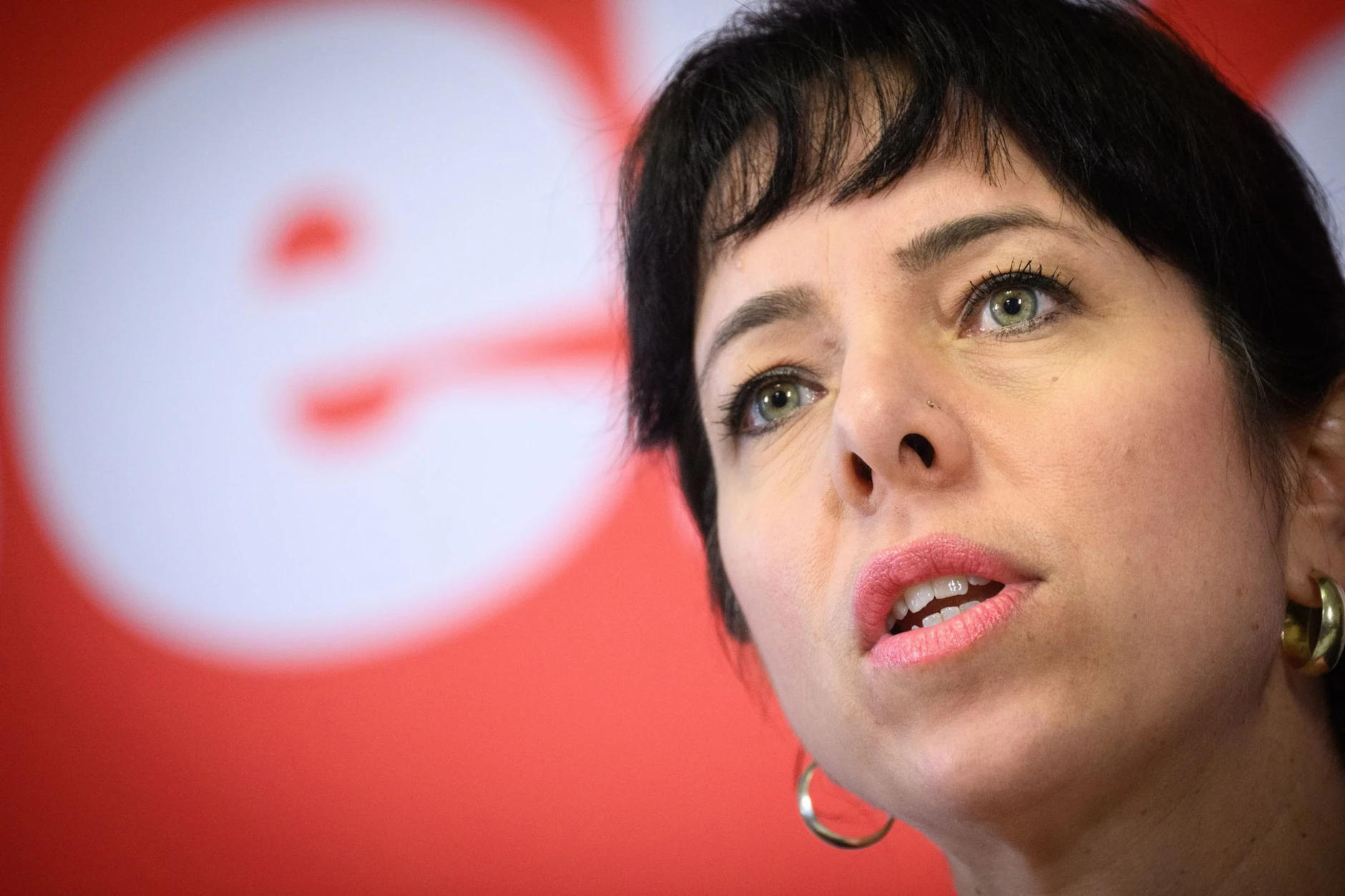 Wird Elif Eralp Ende des Jahres Bürgermeisterin von Berlin? Kai Wegner hat die Befürchtung.
