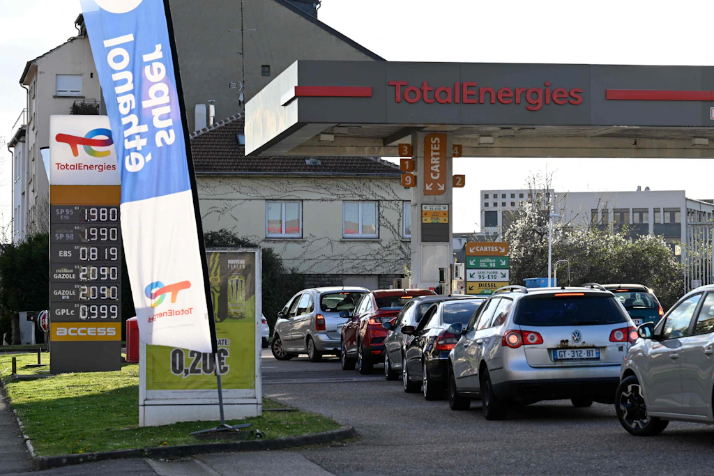 Benzin unter 2 Euro: Total führt Preisdeckel in Frankreich ein