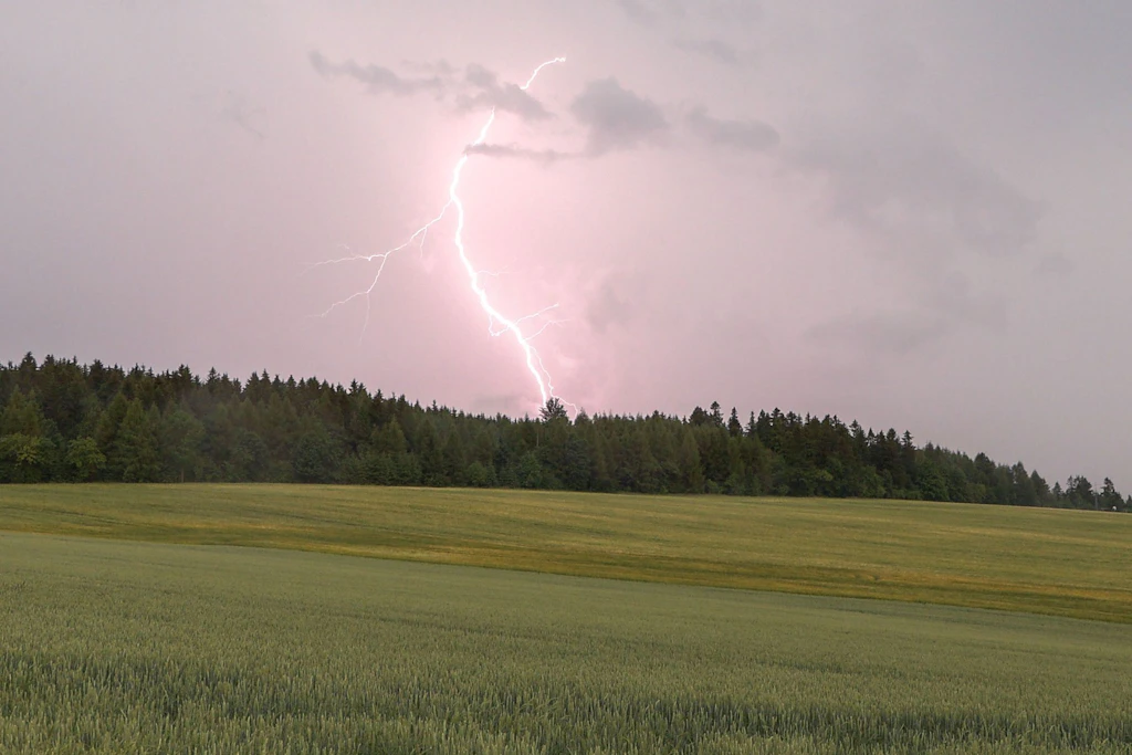 Unwetterwarnung für Sachsen: Heftige Gewitter und Starkregen drohen