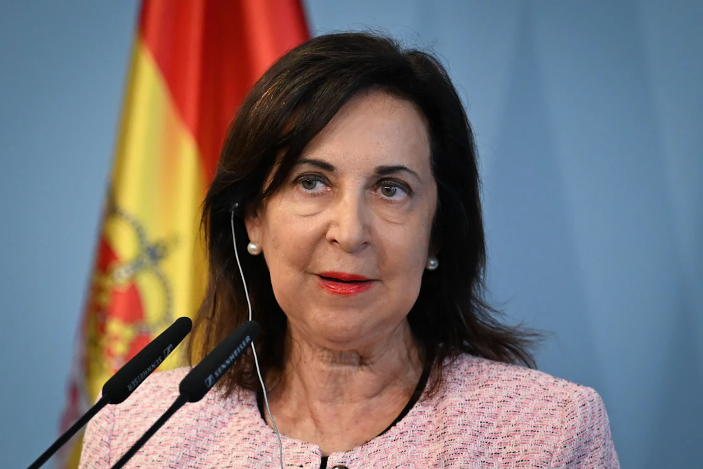 Spaniens Verteidigungsministerin Margarita Robles weist die marokkanischen Ansprüche auf Ceuta und Melilla zurück.