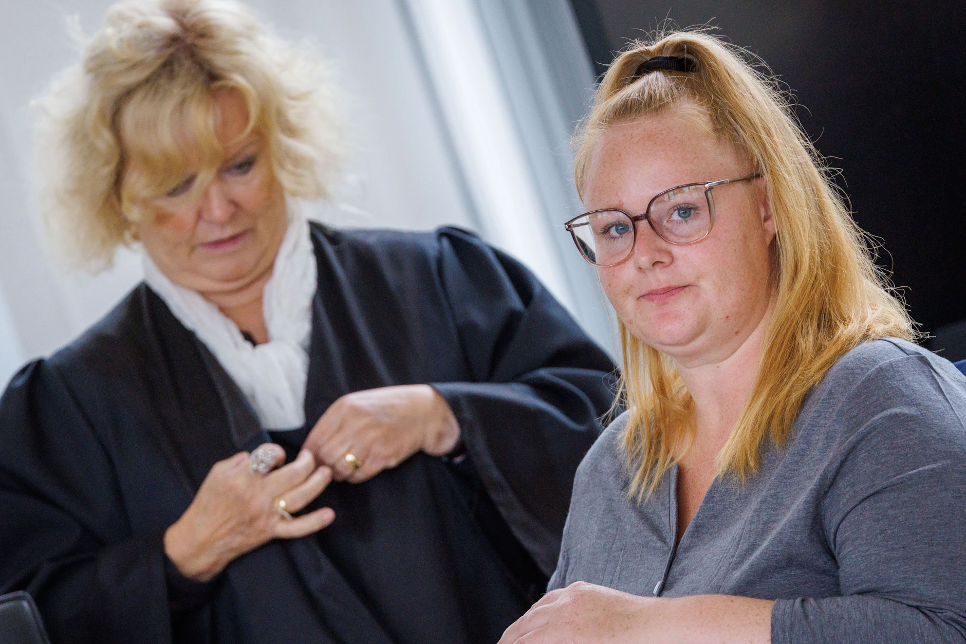 Dorina L. ist die Mutter des getöteten Fabian. Sie tritt im Prozess um den Mord an ihrem Sohn als Nebenklägerin auf, wird von Anwältin Christine Habetha vertreten.