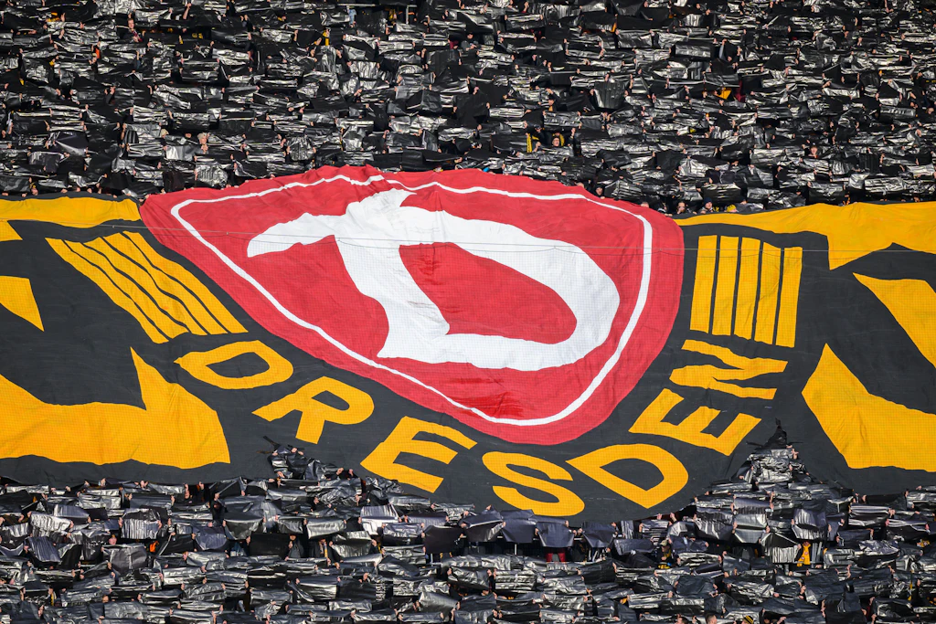 Die Vorbereitung für die 2. Bundesliga hat für Dynamo Dresden begonnen.