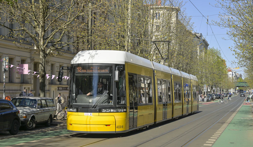 Schock-in-Prenzlauer-Berg-BVG-sperrt-wichtige-Tramlinien-ber-Monate