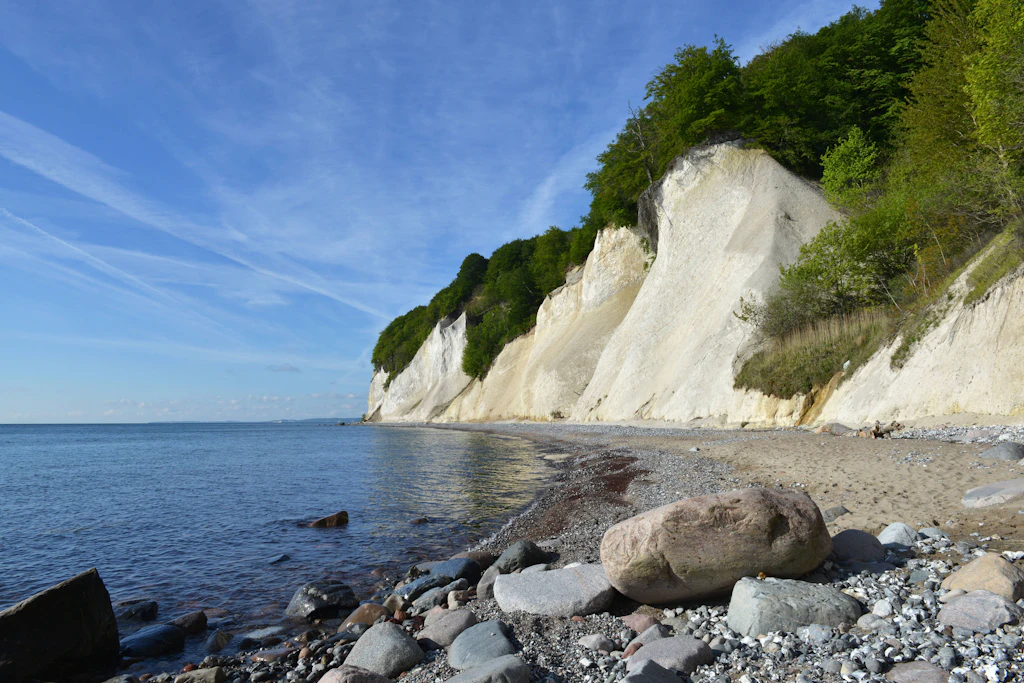 Rettungseinsatz an den Kreidefelsen auf Rügen – zwei Personen am Steilhang gemeldet