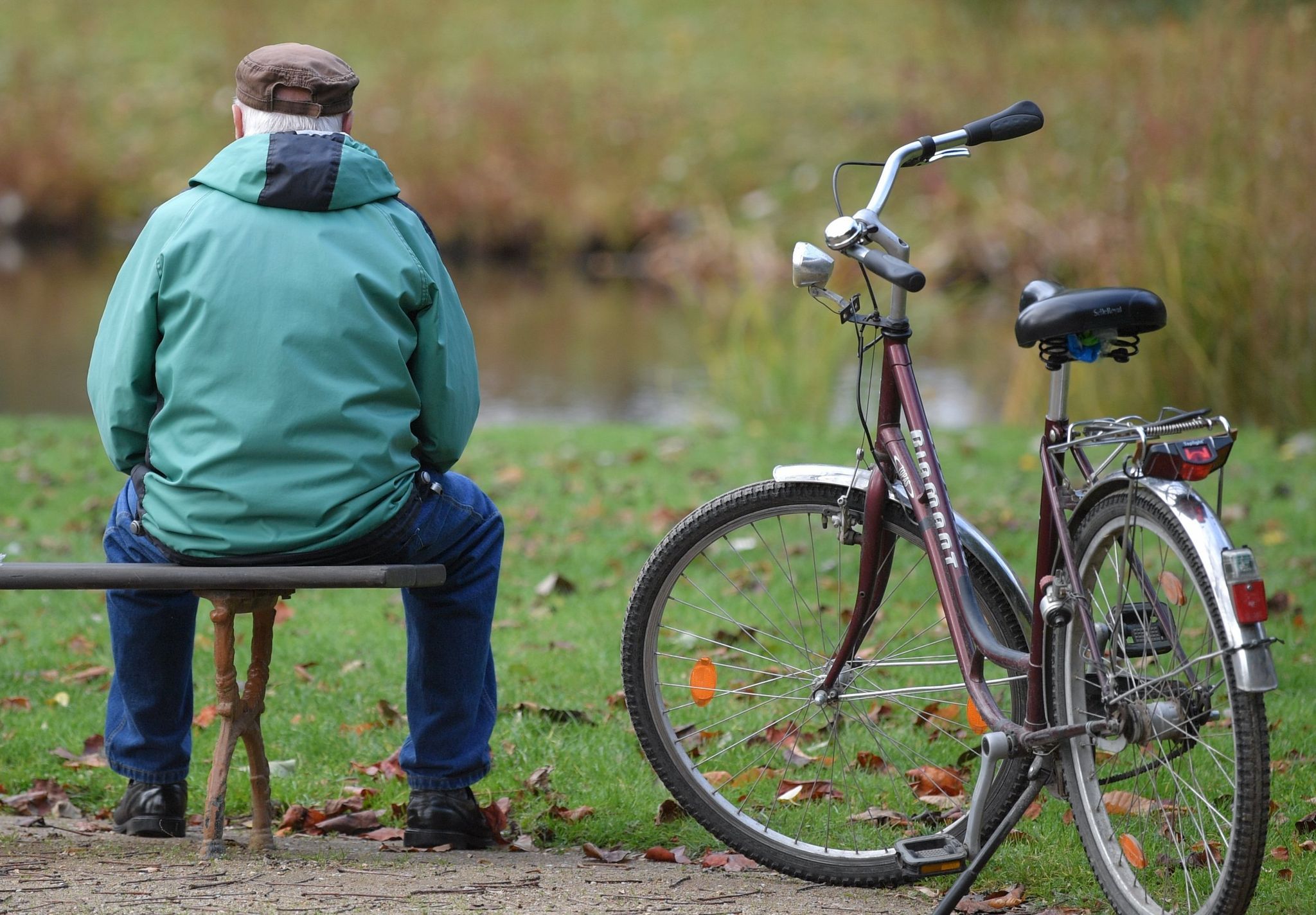Rentner (90) wird um 450.000 Euro betrogen! Er erhielt einen Fake-Anruf und bekam Angst
