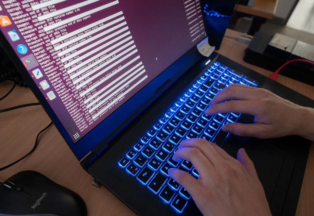 Mecklenburg-Vorpommern: Betrug per Fernzugriff auf Computer von Rentner