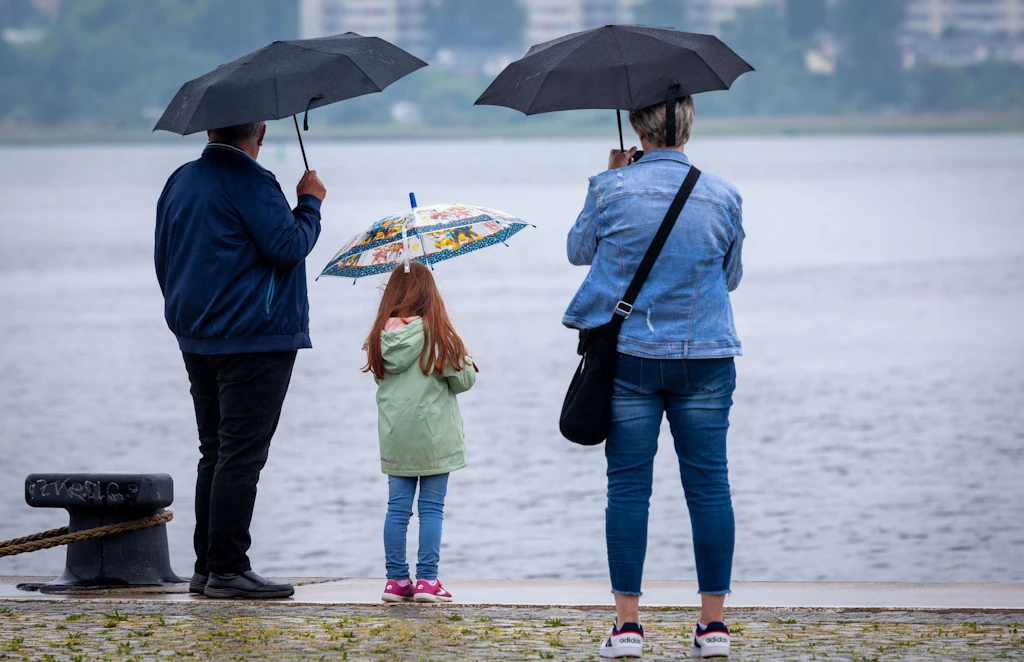 Sturmwarnung und Gewitter im Osten und Norden – das sagt der hundertjährige Kalender