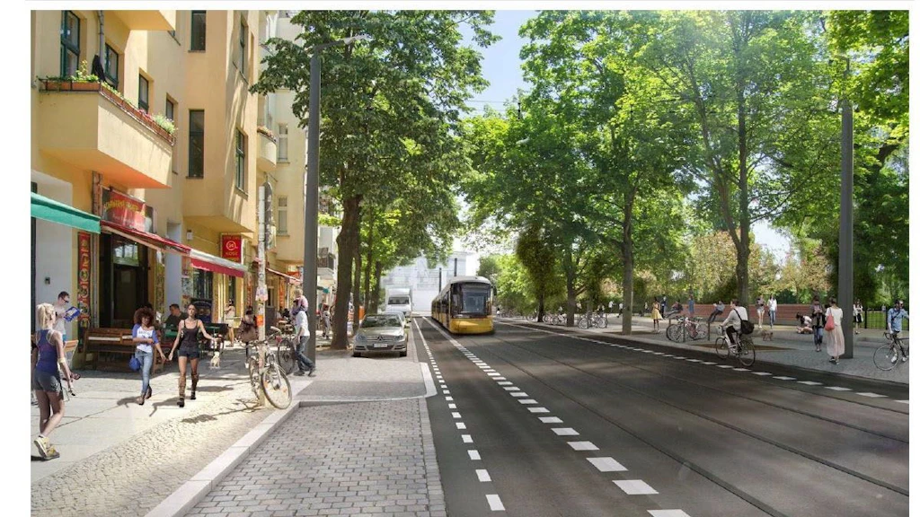 Die Visualisierung zeigt die seit langem geplante Straßenbahnstrecke in der Sonntagstraße in Friedrichshain. Doch die Trasse zum Bahnhof Ostkreuz lässt weiter auf sich warten.