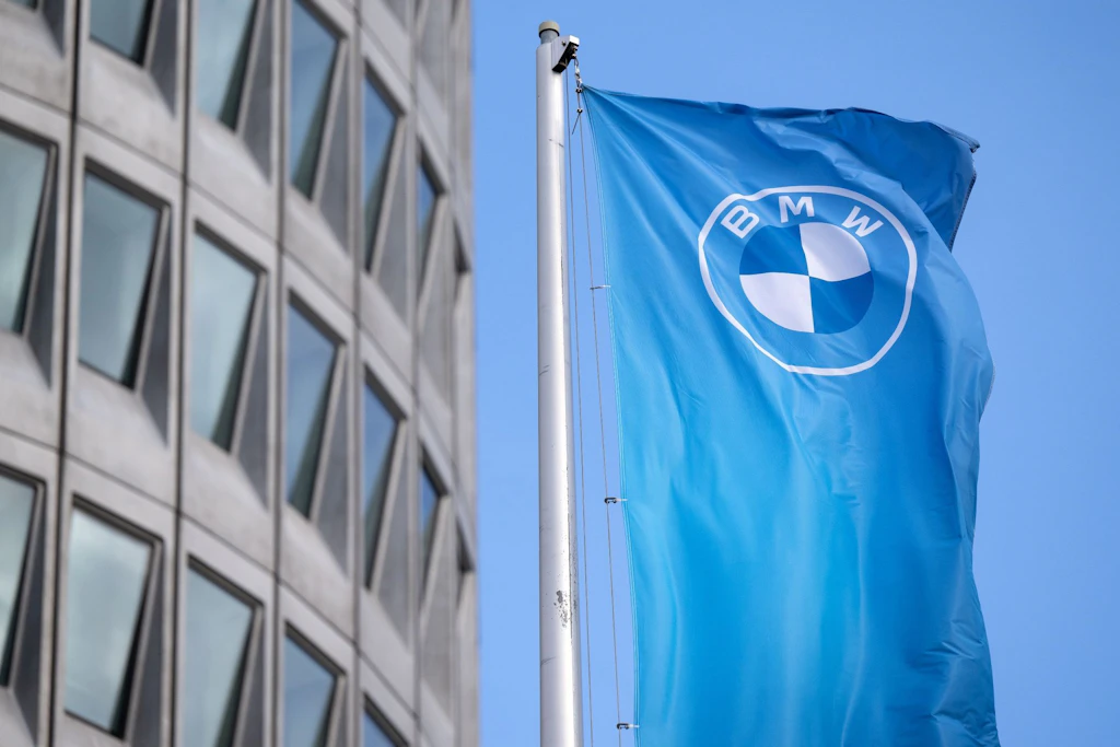 Gewinneinbruch: BMW verdient mehr mit Krediten als mit Autos